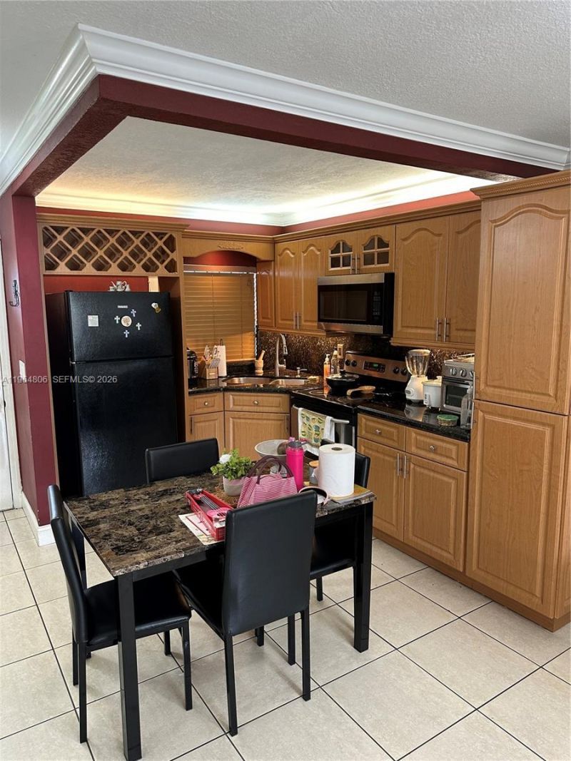 6283 W 24th Ave, Unit 102-2, Hialeah, FL 33016 Photo