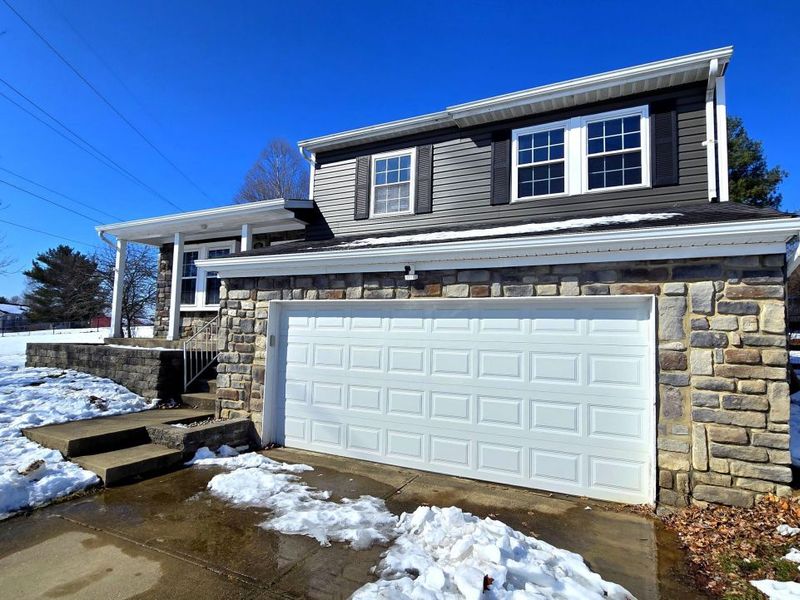 164 Meadow Creek Drive, Florence, KY 41042 Photo 2