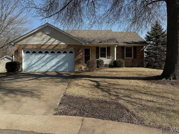 7 Nick Ridge Drive, Washington, MO 63090