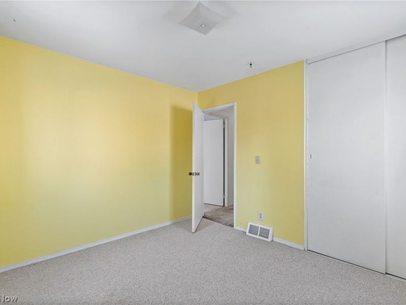 255 Taylor Road, Barberton, OH 44203 Photo 18