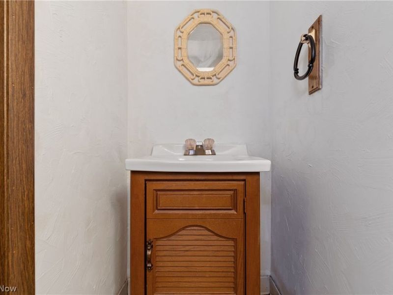 255 Taylor Road, Barberton, OH 44203 Photo 25