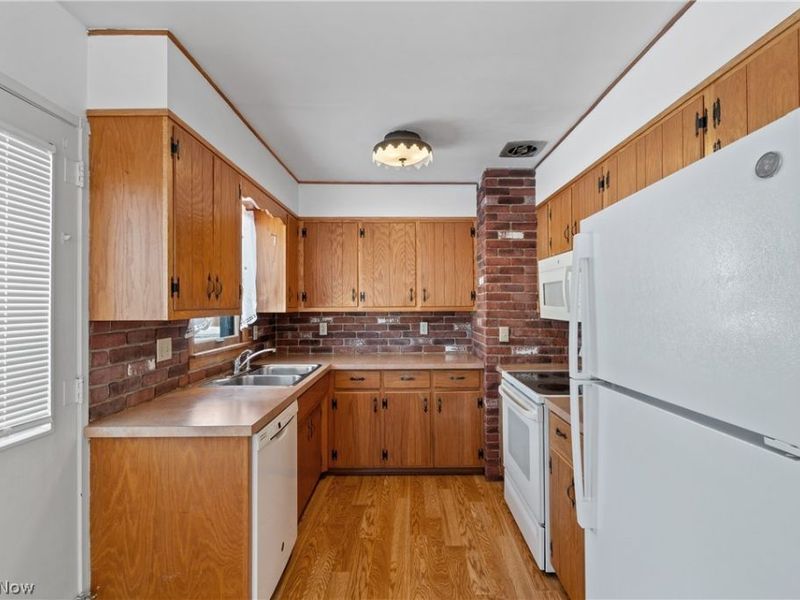 255 Taylor Road, Barberton, OH 44203 Photo 9