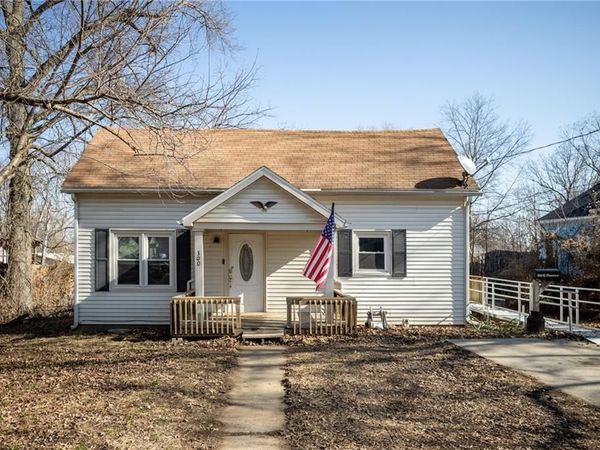 300 E Florence Street, Windsor, MO 65360