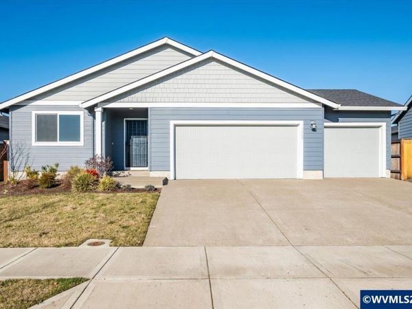 1469 Rita Dr, Woodburn, OR 97071