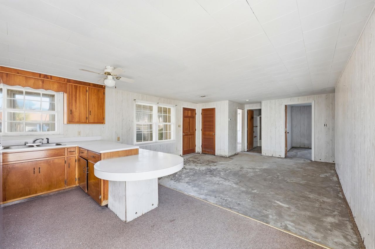 315 21st Ave. N Photo 9