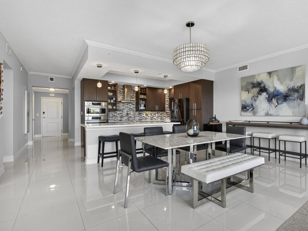 441 Bay Colony Drive N, Juno Beach, FL 33408