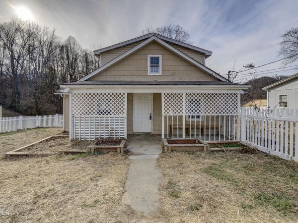 1908 Darnell Drive, Kingsport, TN 37665