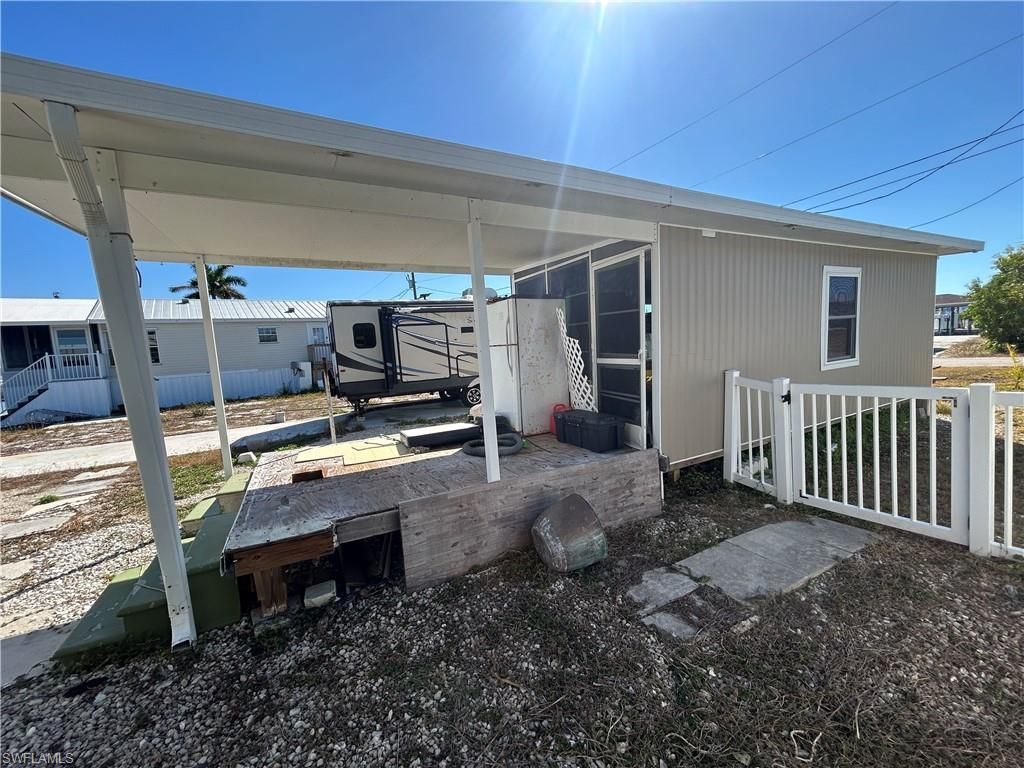 3900 Royal Palm Dr , Saint James City, FL 33956 Photo