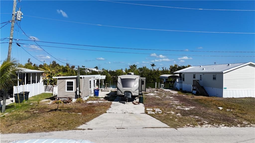 3900 Royal Palm Dr , Saint James City, FL 33956 Photo