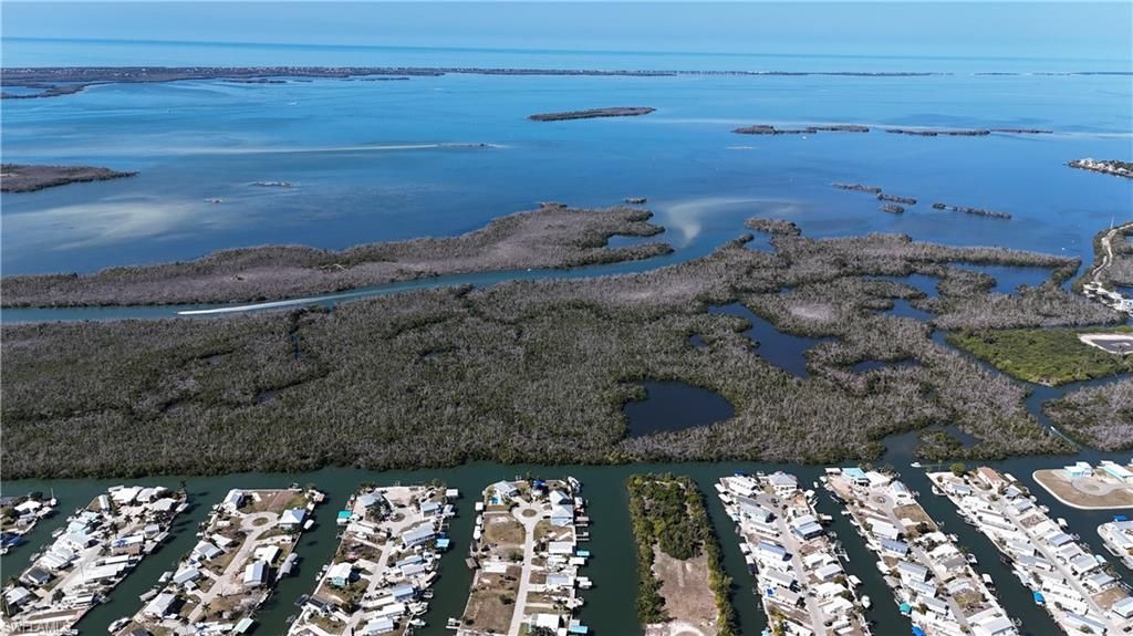 3900 Royal Palm Dr , Saint James City, FL 33956 Photo