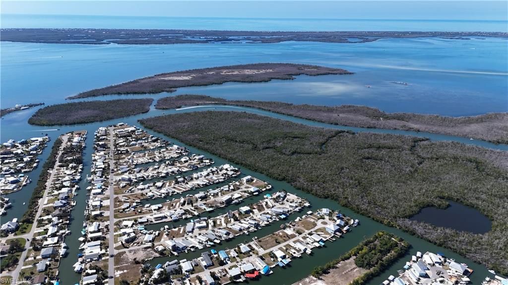 3900 Royal Palm Dr , Saint James City, FL 33956 Photo