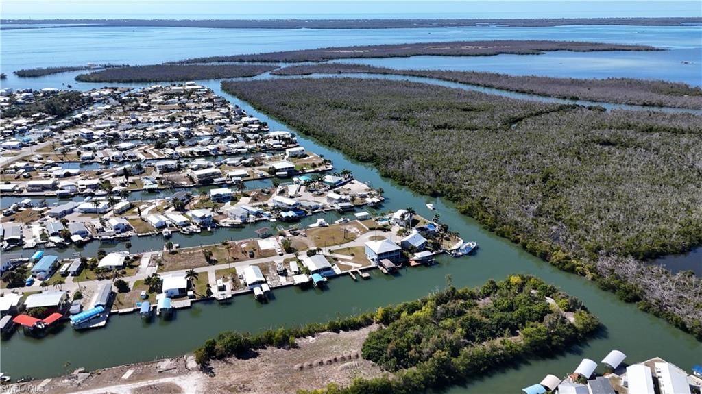 3900 Royal Palm Dr , Saint James City, FL 33956 Photo