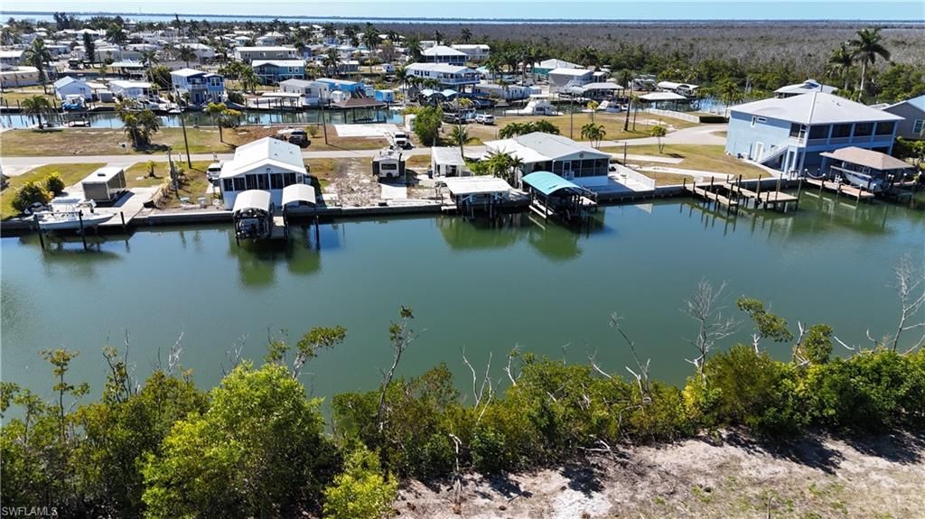 3900 Royal Palm Dr , Saint James City, FL 33956 Photo