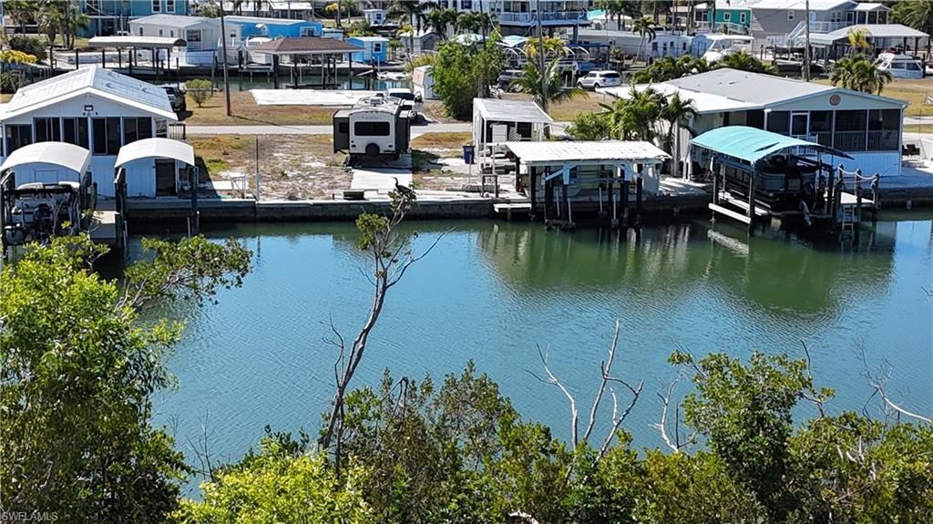 3900 Royal Palm Dr, Saint James City, FL 33956 Photo