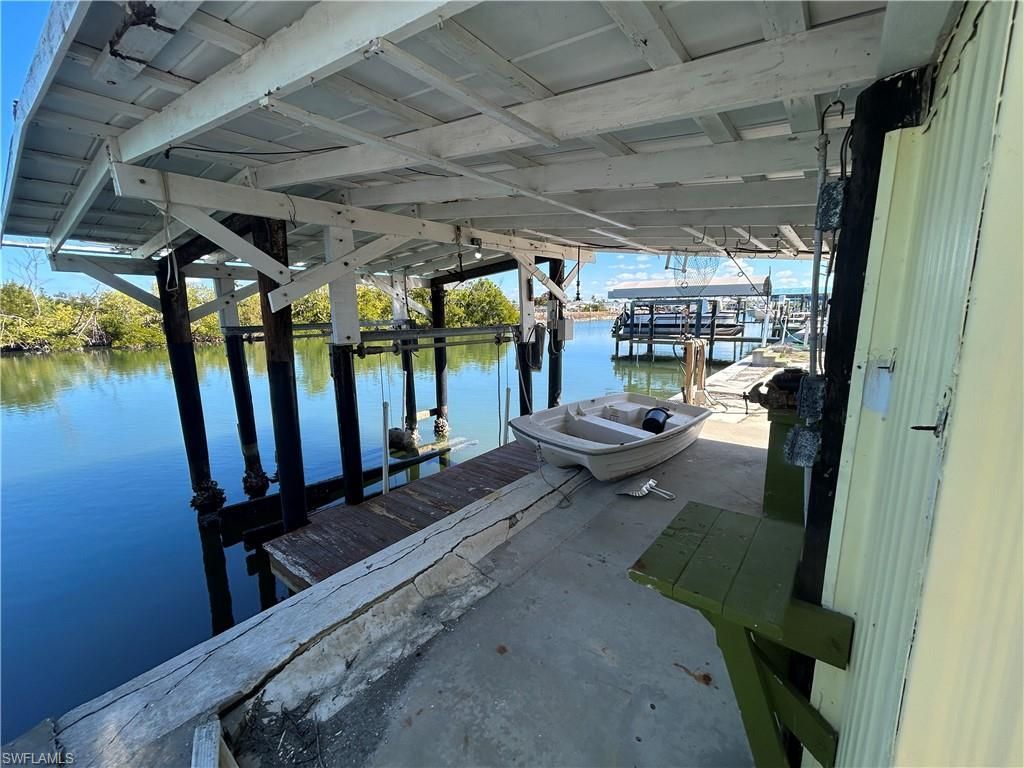 3900 Royal Palm Dr , Saint James City, FL 33956 Photo