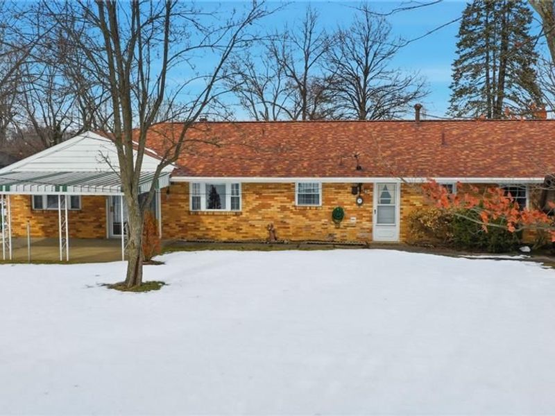 2222 Bending Willow Drive, Kettering, OH 45440 Photo 2