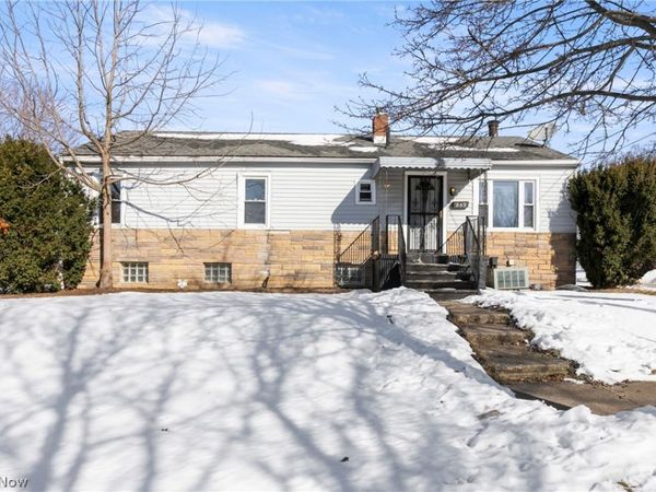 833 Triplett Boulevard, Akron, OH 44306