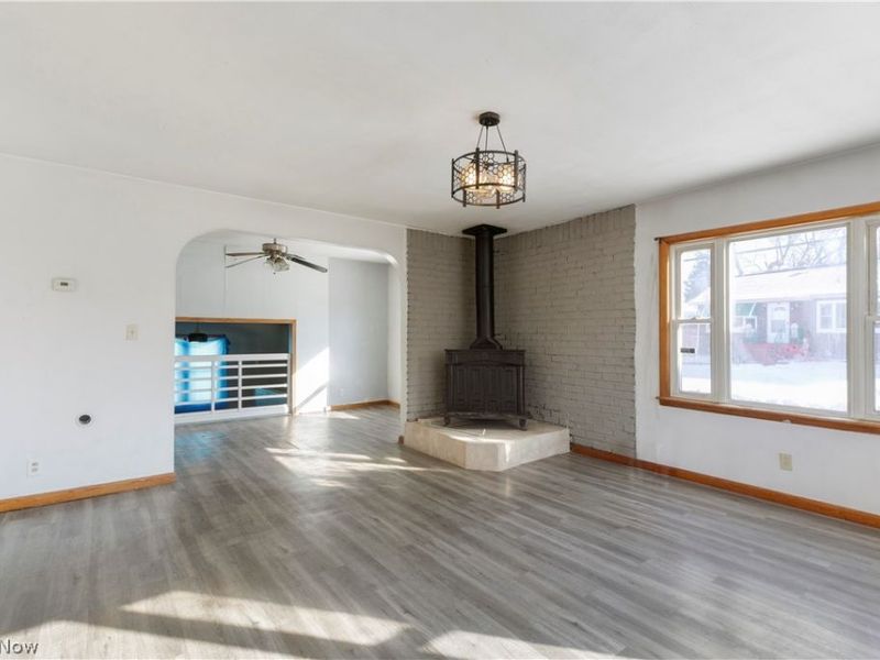 833 Triplett Boulevard, Akron, OH 44306 Photo 5