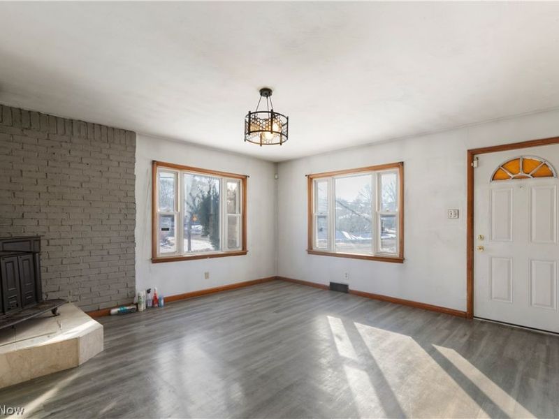 833 Triplett Boulevard, Akron, OH 44306 Photo 6