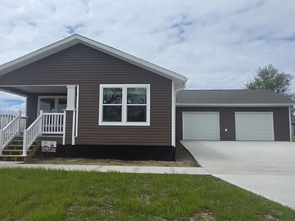 9397 S McKinley Street, Lancaster, WI 53813