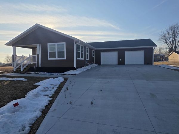 9397 S McKinley Street, Lancaster, WI 53813