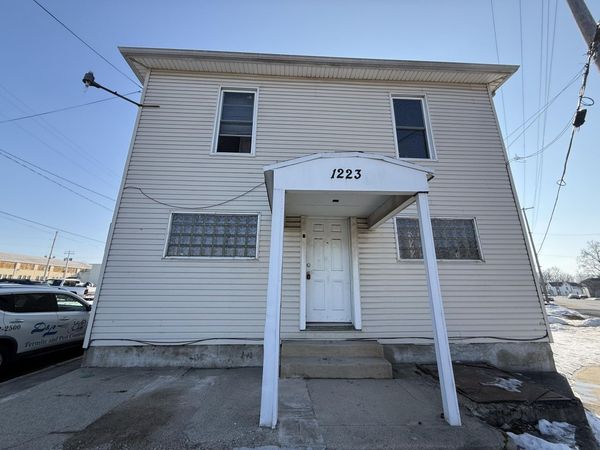 1223 Lagonda Avenue, Springfield, OH 45503