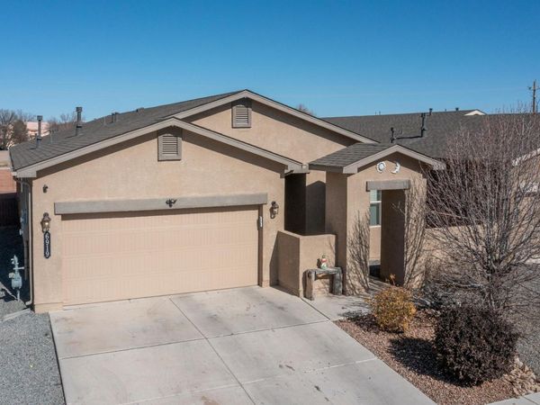 6919 Silver Moon Road NW, Albuquerque, NM 87114