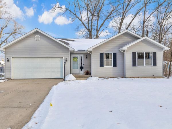 10449 Charles Street, Osceola, IN 46561