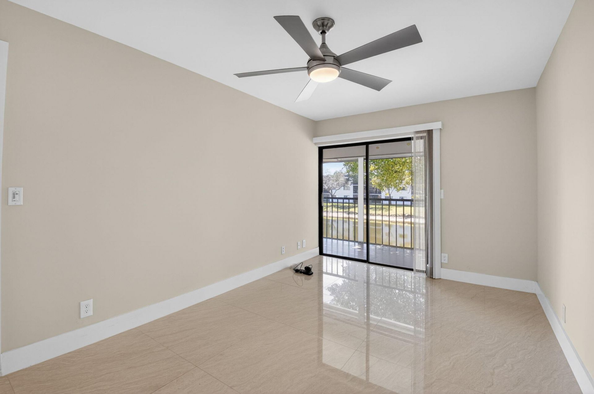 15453 Lakes Of Delray Boulevard, Unit 204, Delray Beach, FL 33484 Photo