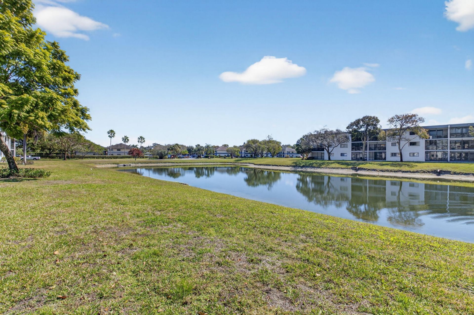15453 Lakes Of Delray Boulevard, Unit 204, Delray Beach, FL 33484 Photo