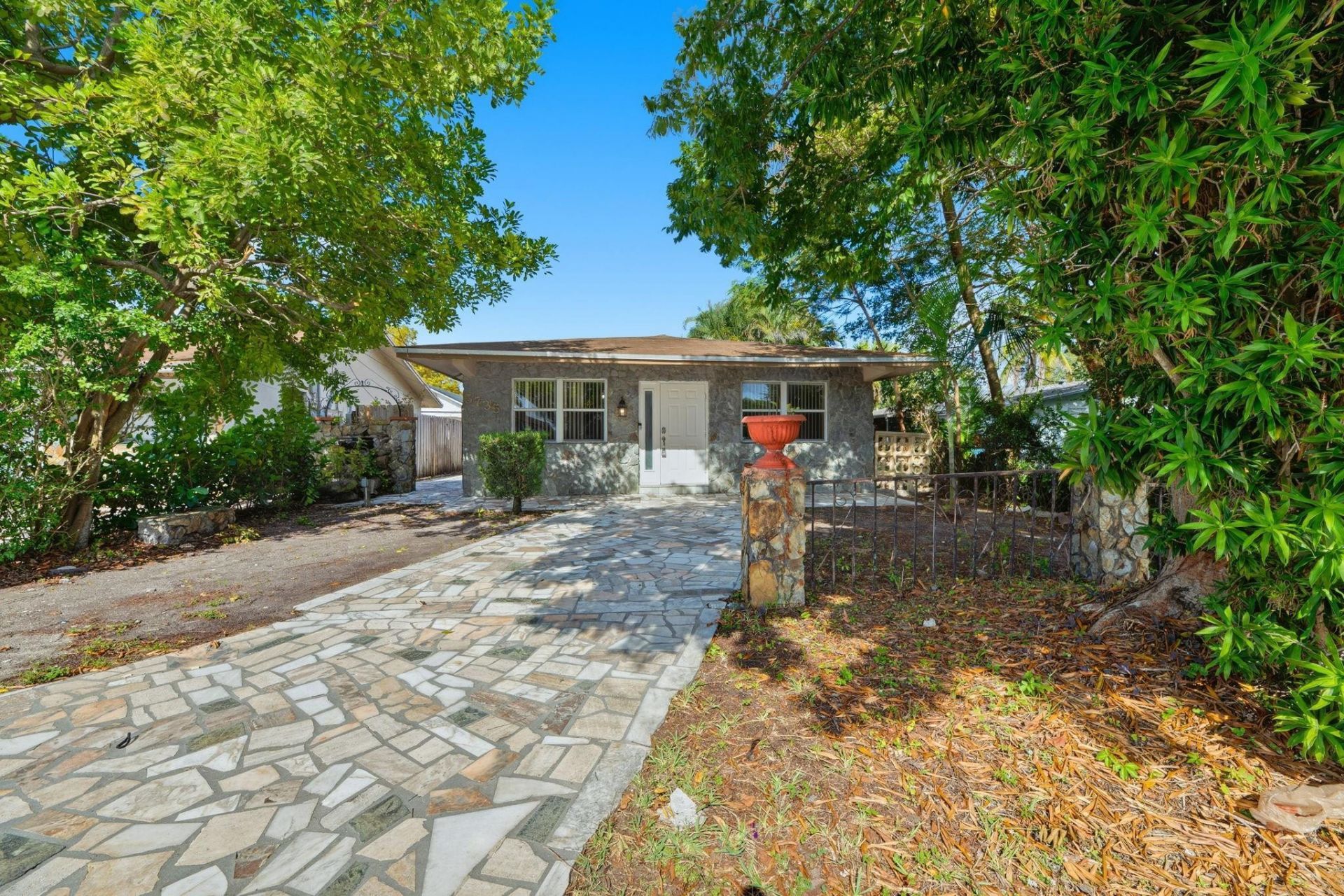 5735 Hayes Street, Hollywood, FL 33021 Photo