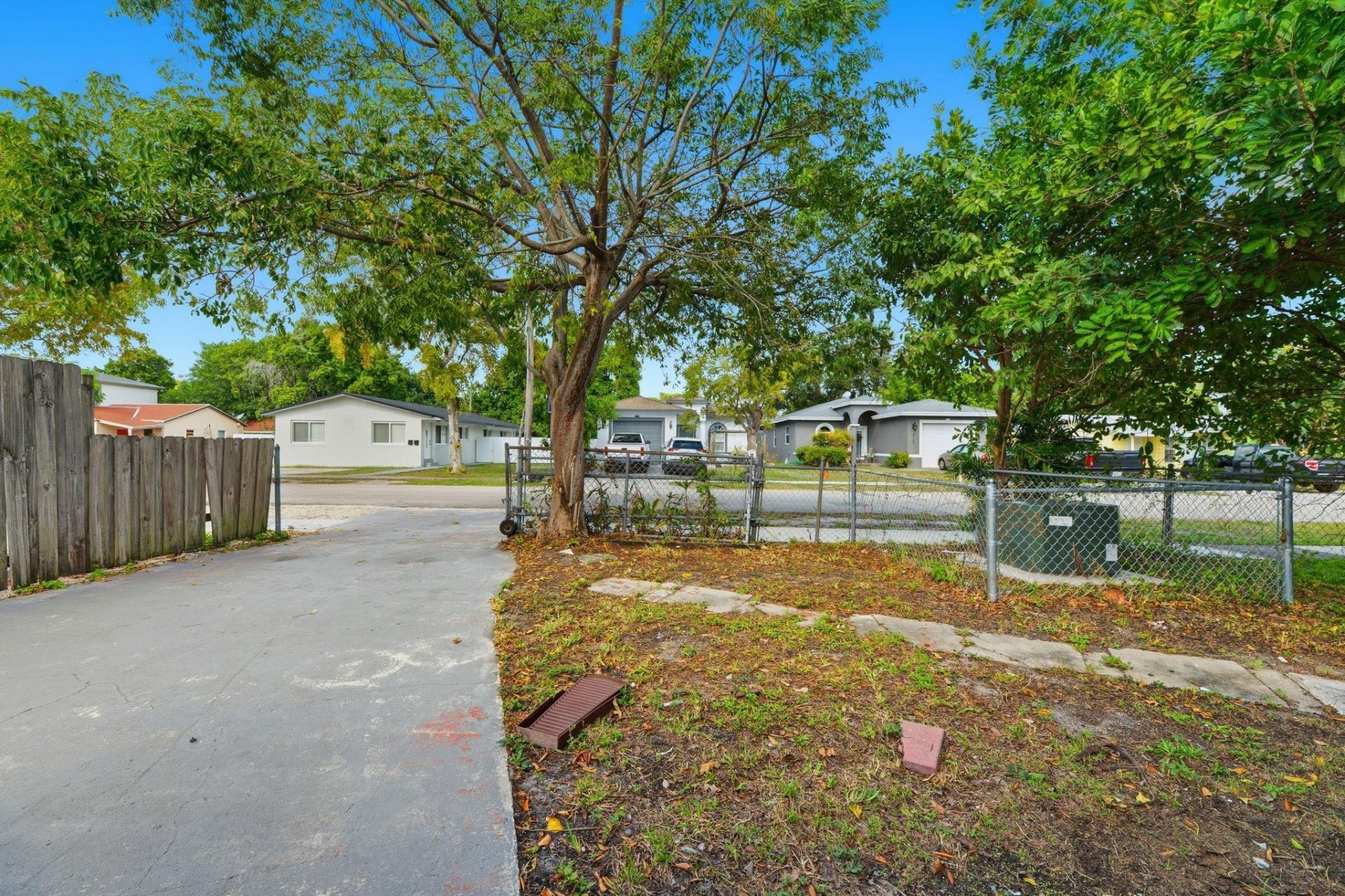 5735 Hayes Street, Hollywood, FL 33021 Photo
