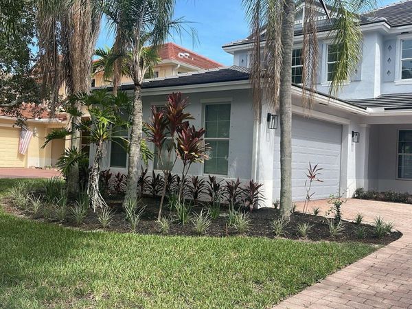 9334 Madewood Ct, Royal Palm Beach, FL 33411