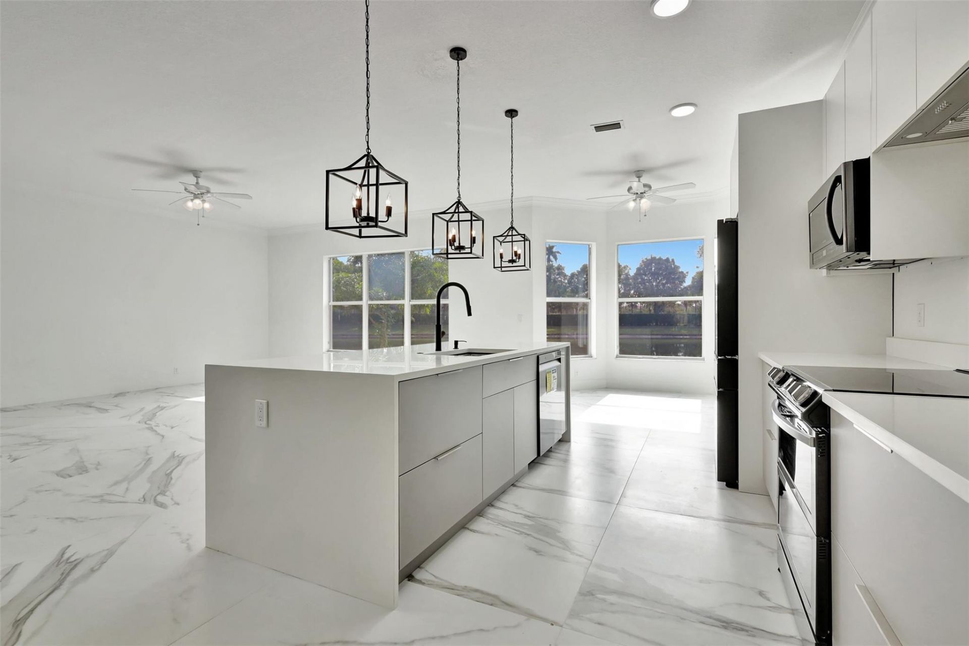 9334 Madewood Ct, Royal Palm Beach, FL 33411 Photo