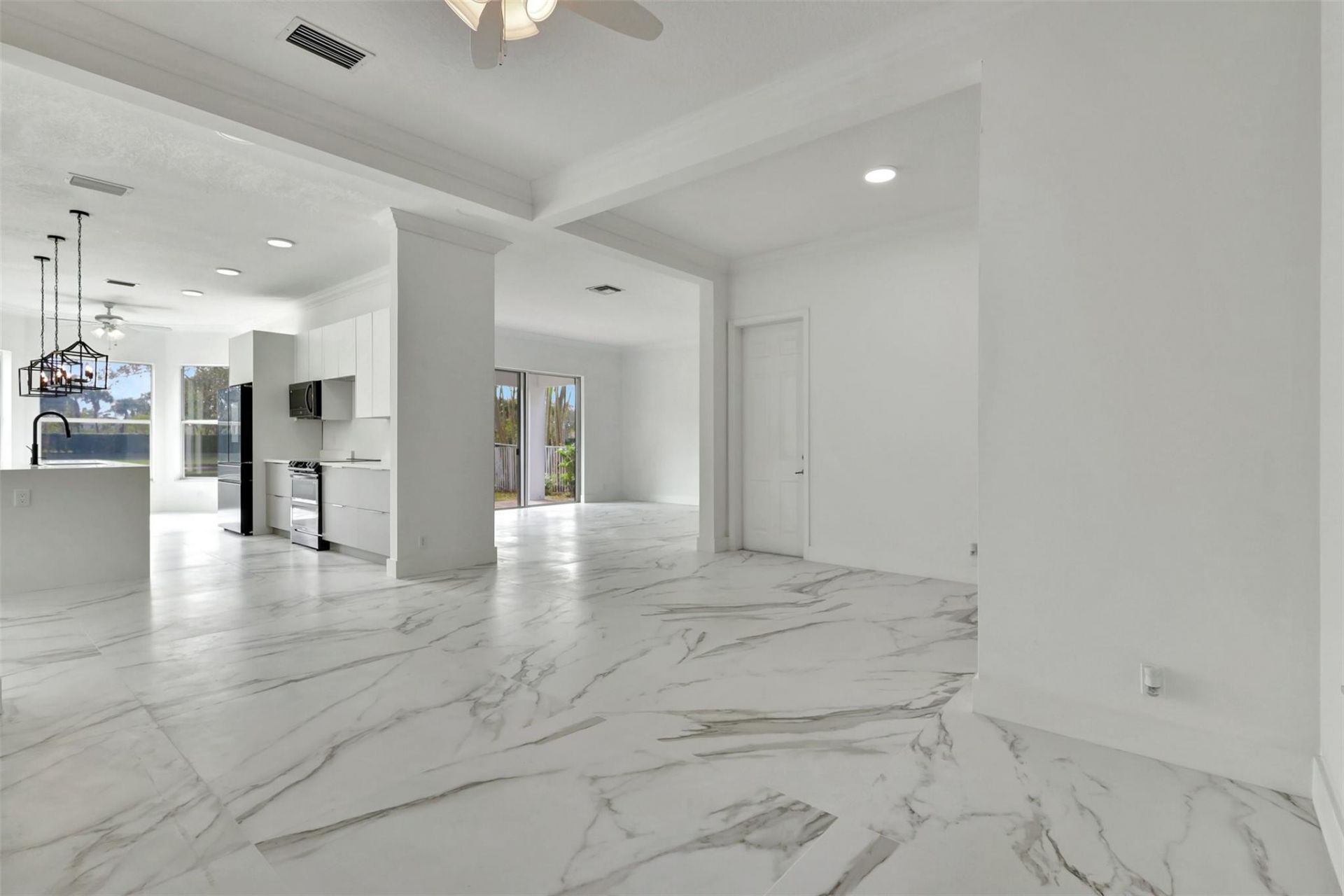 9334 Madewood Ct, Royal Palm Beach, FL 33411 Photo