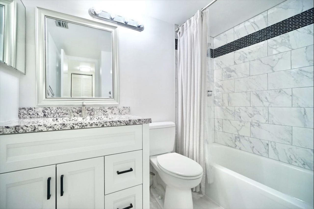 444 Pine Glen Lane, Unit D-1, Greenacres, FL 33463 Photo