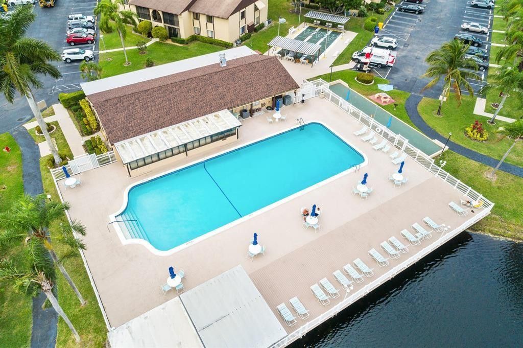 444 Pine Glen Lane, Unit D-1, Greenacres, FL 33463 Photo