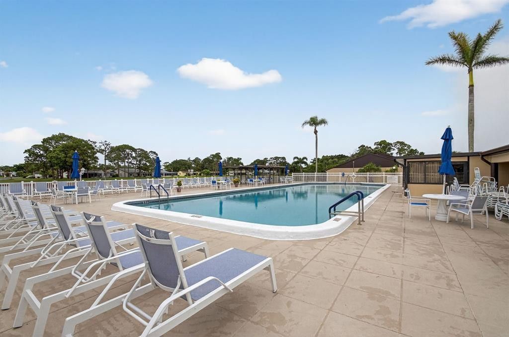 444 Pine Glen Lane, Unit D-1, Greenacres, FL 33463 Photo