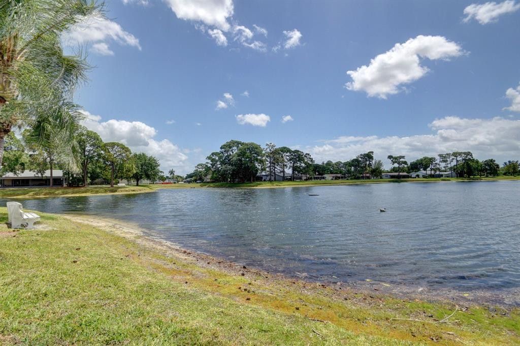 444 Pine Glen Lane, Unit D-1, Greenacres, FL 33463 Photo