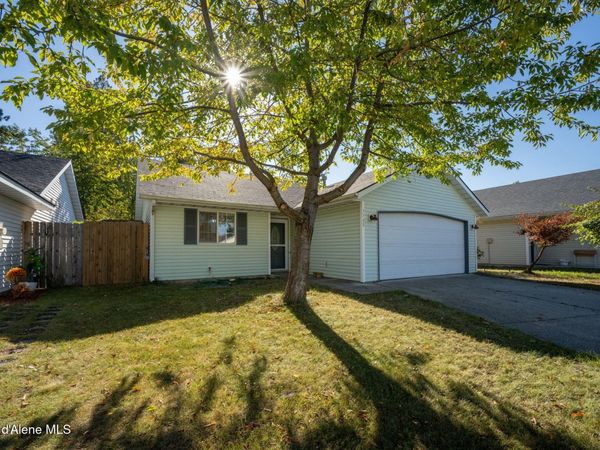 7740 N Sweet River CT, Coeur d'Alene, ID 83815