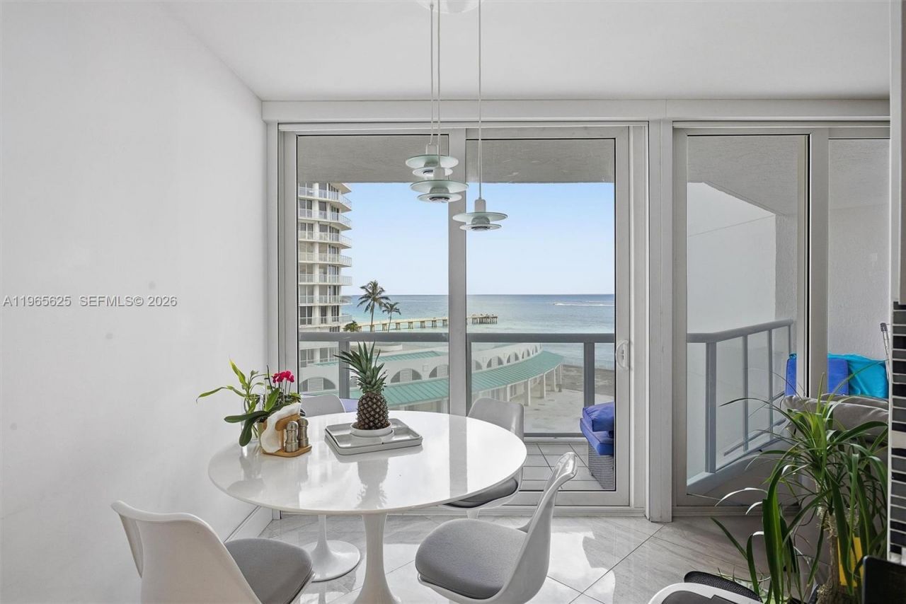 16425 Collins Ave, Unit 714, Sunny Isles Beach, FL 33160 Photo
