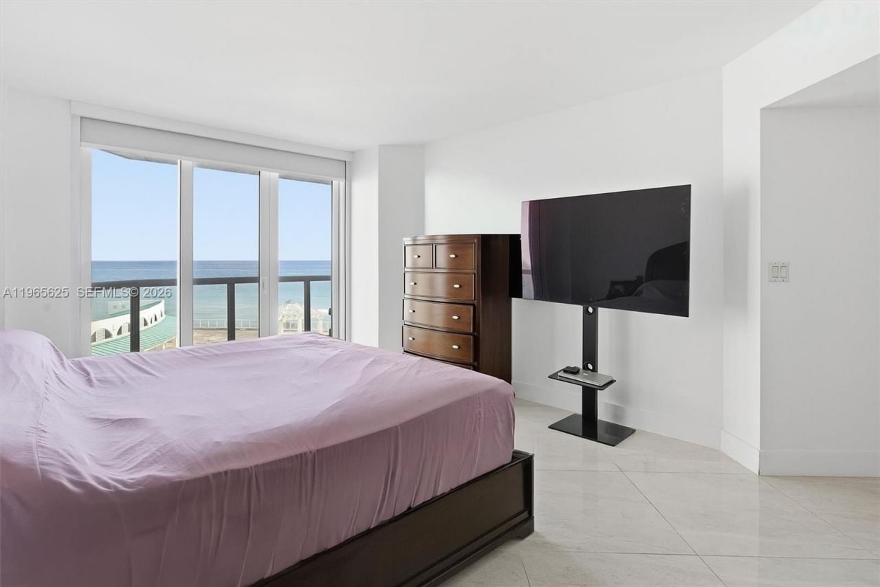 16425 Collins Ave, Unit 714, Sunny Isles Beach, FL 33160 Photo