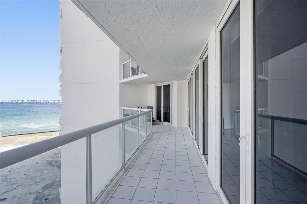 16425 Collins Ave, Unit 714, Sunny Isles Beach, FL 33160 Photo