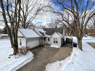 2311 Richwood Road, Auburn Hills, MI 48326