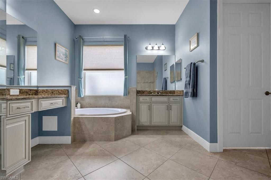 10529 Azzurra Dr, Fort Myers, FL 33913 Photo