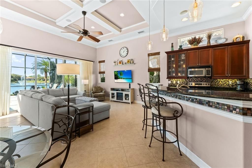 7875 Valencia Ct, Naples, FL 34113 Photo
