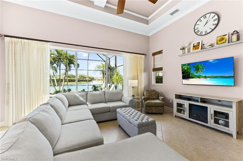 7875 Valencia Ct, Naples, FL 34113 Photo