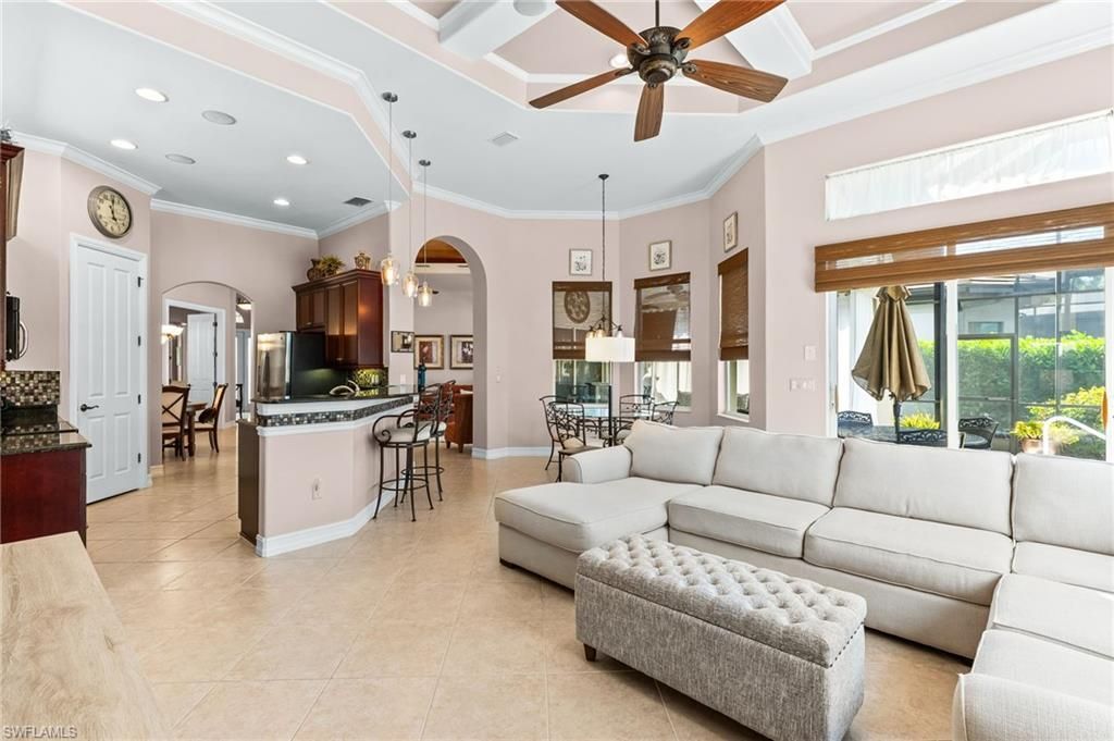 7875 Valencia Ct, Naples, FL 34113 Photo