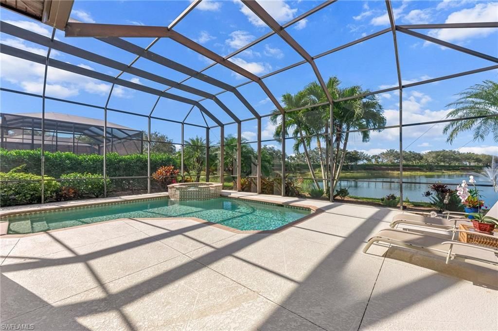 7875 Valencia Ct, Naples, FL 34113 Photo