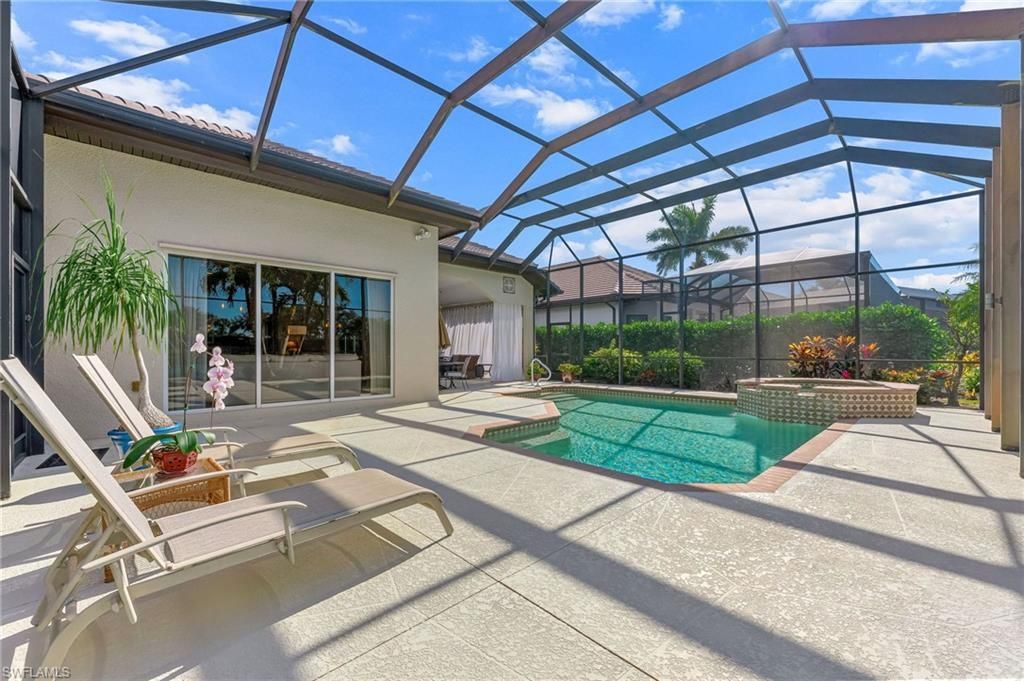 7875 Valencia Ct, Naples, FL 34113 Photo